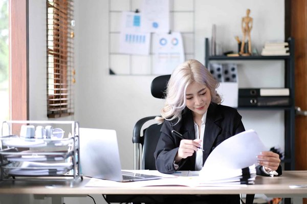 Quelles sont les différentes options pour sauvegarder les documents d'une entreprise ?