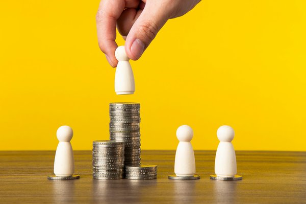 Distribution des bulletins de paie : le guide essentiel